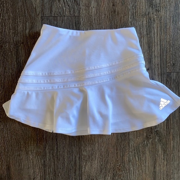 Adidas size 6 girls white skort - Picture 1 of 6